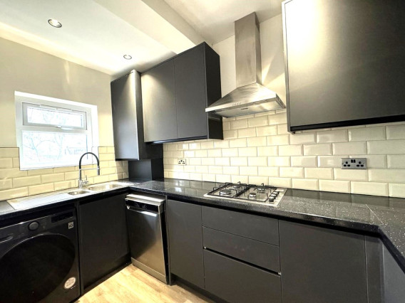 Property to Rent in Hay Lane, Kingsbury, Kingsbury, London, United Kingdom